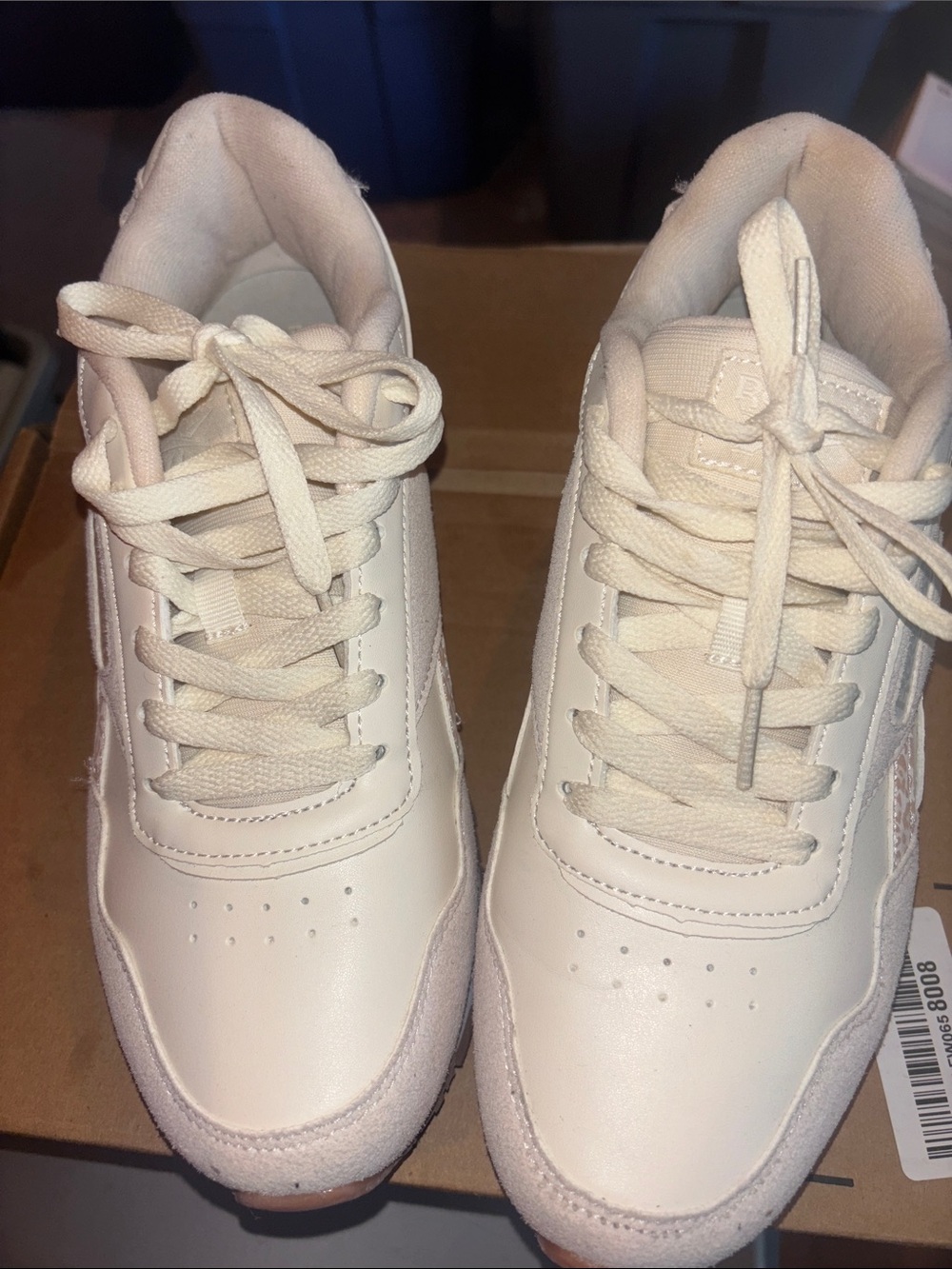 Reebok Women's Low-Top Sneakers in Off-White/Cream